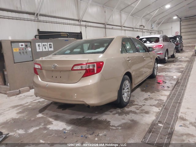 12567293 :رقم المزاد ، 4T1BF1FK7CU526253 vin ، 2012 Toyota Camry Se/le/xle مزاد بيع