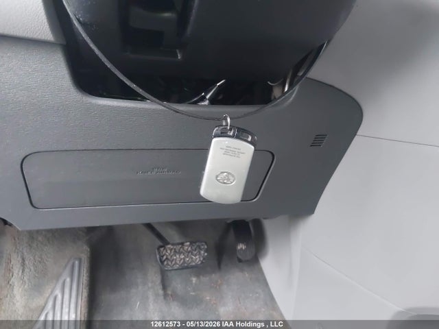 5TDDK3DC9FS099912 Toyota Sienna Xle/limited