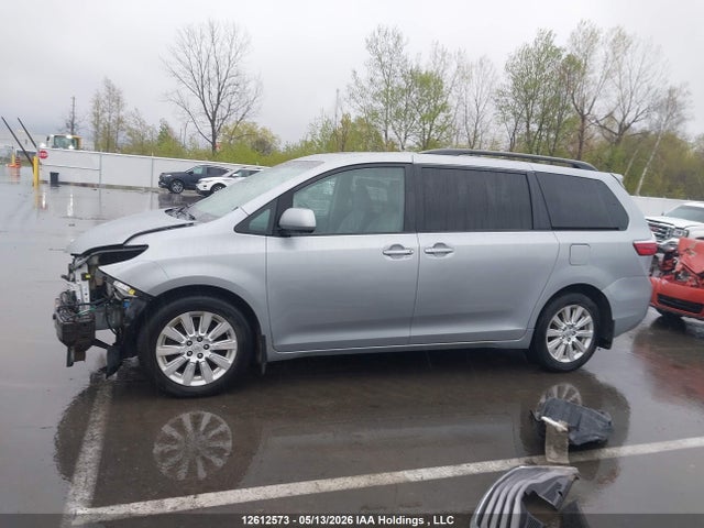 5TDDK3DC9FS099912 Toyota Sienna Xle/limited