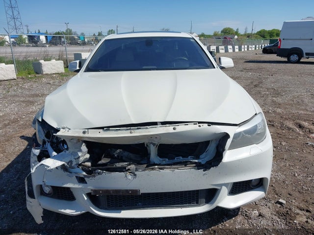 2011 Bmw 550i Xdrive მანქანა იყიდება აუქციონზე, vin: WBAFU9C56BC783298, აუქციონის ნომერი: 12612581