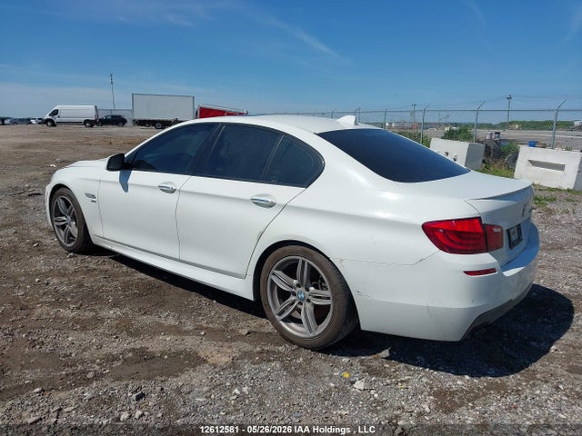 2011 Bmw 550i Xdrive მანქანა იყიდება აუქციონზე, vin: WBAFU9C56BC783298, აუქციონის ნომერი: 12612581