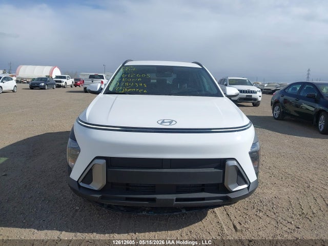 2025 Hyundai Kona Sel მანქანა იყიდება აუქციონზე, vin: KM8HBCAB8SU284578, აუქციონის ნომერი: 12612605