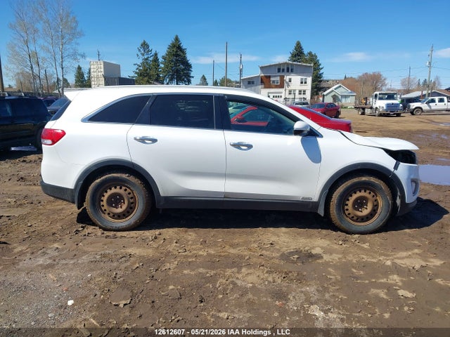5XYPGDA34GG143127 KIA Sorento