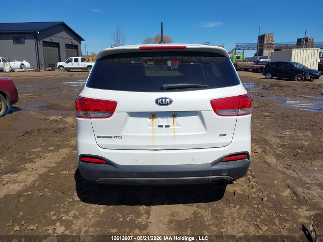 5XYPGDA34GG143127 KIA Sorento