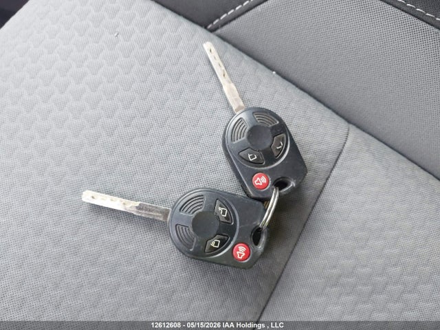 1FMCU0GD4HUA43718 Ford ESCAPE SE