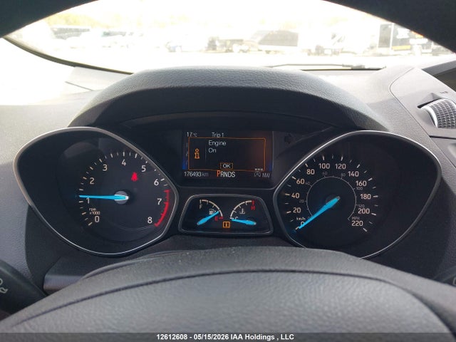 1FMCU0GD4HUA43718 Ford ESCAPE SE