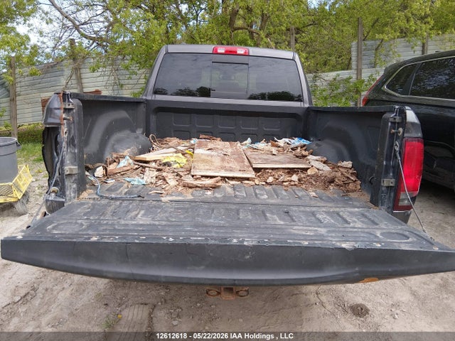 1C6RR7GG2GS338093 RAM 1500 Slt