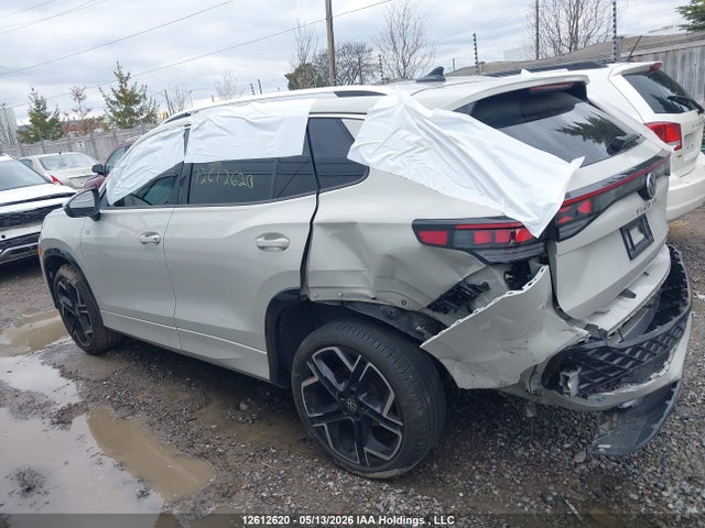 2025 Volkswagen Tiguan Highline R-line მანქანა იყიდება აუქციონზე, vin: 3VVLR7RM9SM068784, აუქციონის ნომერი: 12612620
