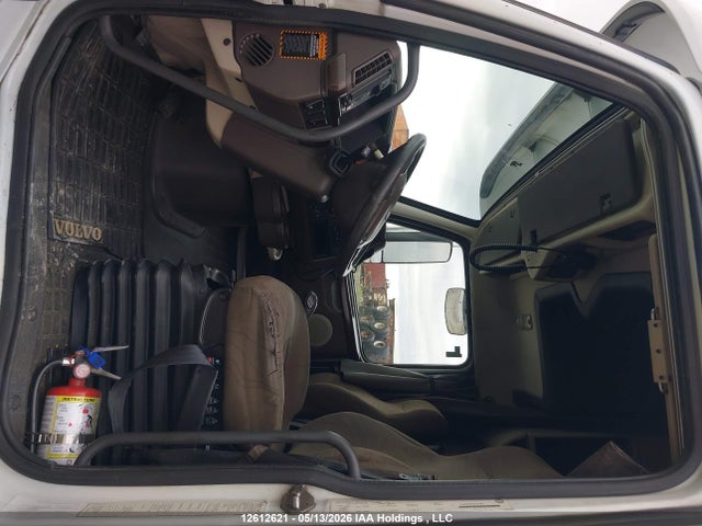 4V4NC9EH5EN171793 Volvo Vn L