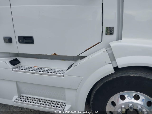4V4NC9EH5EN171793 Volvo Vn L