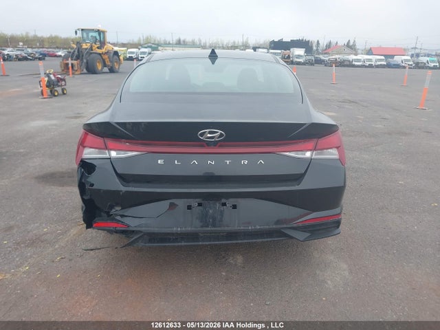 KMHLM4AG6PU507228 Hyundai ELANTRA SEL