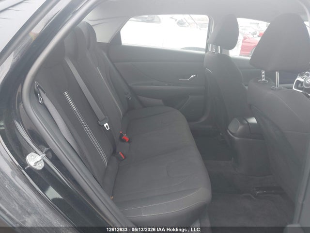 KMHLM4AG6PU507228 Hyundai ELANTRA SEL
