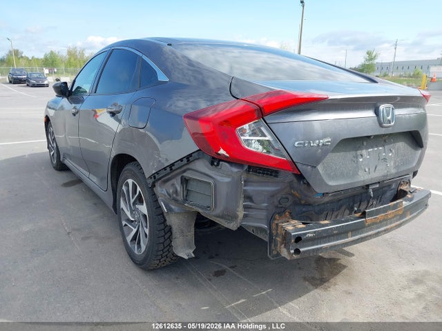 12612635 :رقم المزاد ، 2HGFC2F85HH038360 vin ، 2017 Honda Civic مزاد بيع