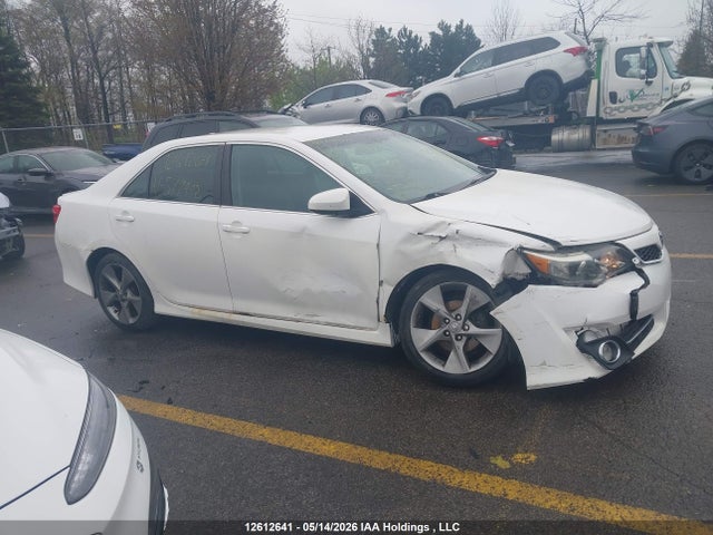 12612641 :رقم المزاد ، 4T1BF1FK1CU577442 vin ، 2012 Toyota Camry Se مزاد بيع