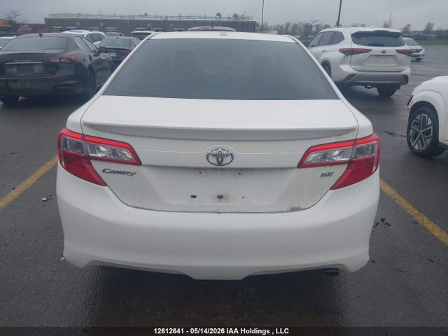 12612641 :رقم المزاد ، 4T1BF1FK1CU577442 vin ، 2012 Toyota Camry Se مزاد بيع
