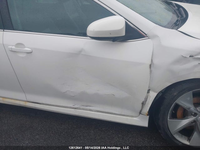 12612641 :رقم المزاد ، 4T1BF1FK1CU577442 vin ، 2012 Toyota Camry Se مزاد بيع