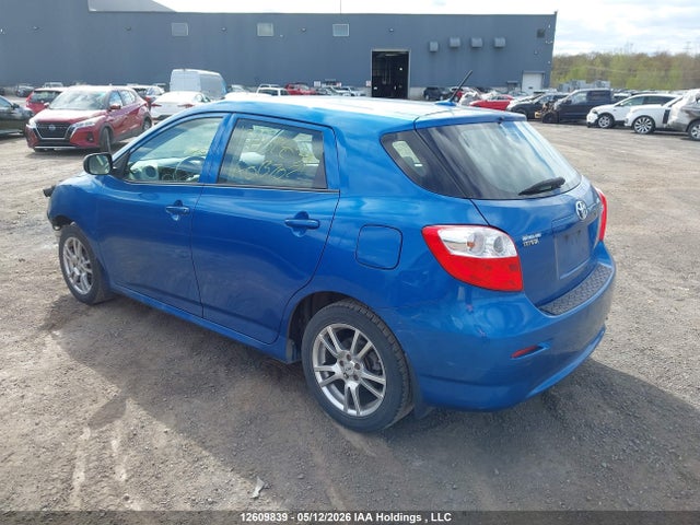 12609839 :رقم المزاد ، 2T1KU40E39C013702 vin ، 2009 Toyota Matrix مزاد بيع