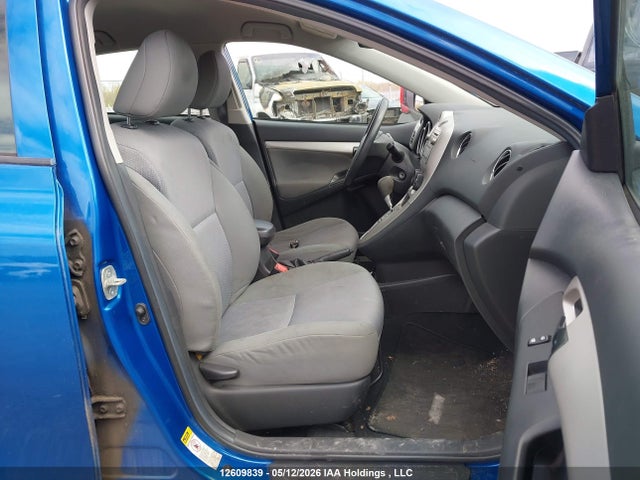 12609839 :رقم المزاد ، 2T1KU40E39C013702 vin ، 2009 Toyota Matrix مزاد بيع