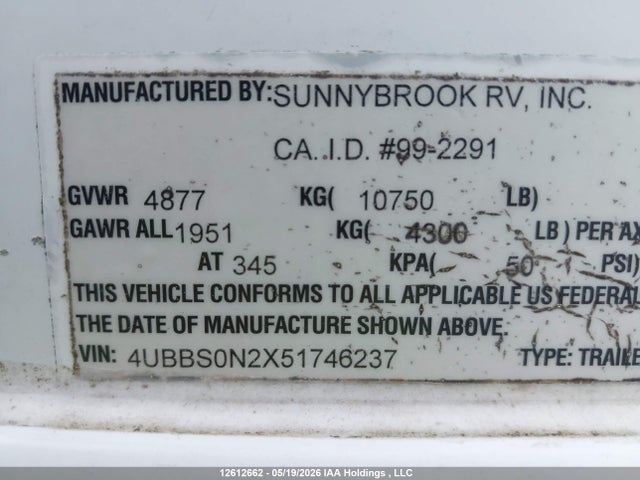 12612662 :رقم المزاد ، 4UB8S0N2X51746237 vin ، 2005 Sunnybrook 302fks مزاد بيع