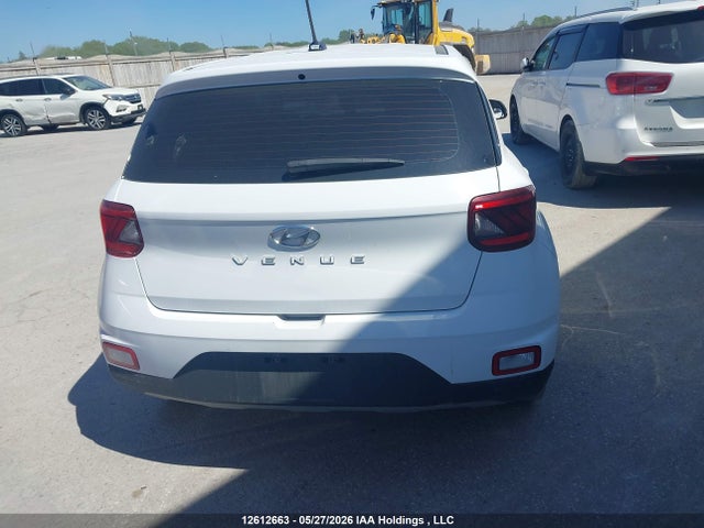 12612663 :رقم المزاد ، KMHRB8A35PU229426 vin ، 2023 Hyundai Venue Essential مزاد بيع