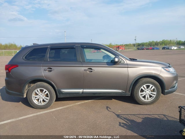 2019 Mitsubishi Outlander Es მანქანა იყიდება აუქციონზე, vin: JA4AZ2A31KZ606611, აუქციონის ნომერი: 12612676
