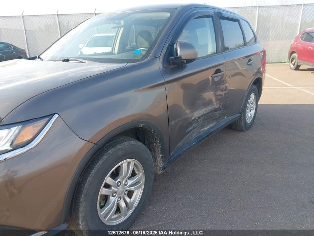 2019 Mitsubishi Outlander Es მანქანა იყიდება აუქციონზე, vin: JA4AZ2A31KZ606611, აუქციონის ნომერი: 12612676