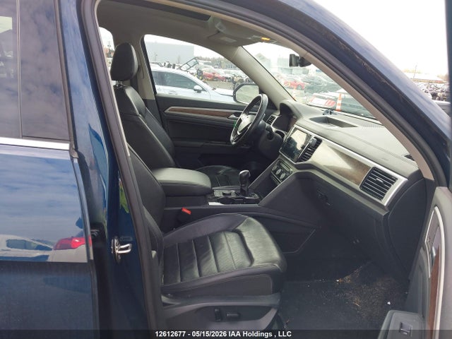 2018 Volkswagen Atlas Sel Premium მანქანა იყიდება აუქციონზე, vin: 1V2NR2CA3JC593086, აუქციონის ნომერი: 12612677
