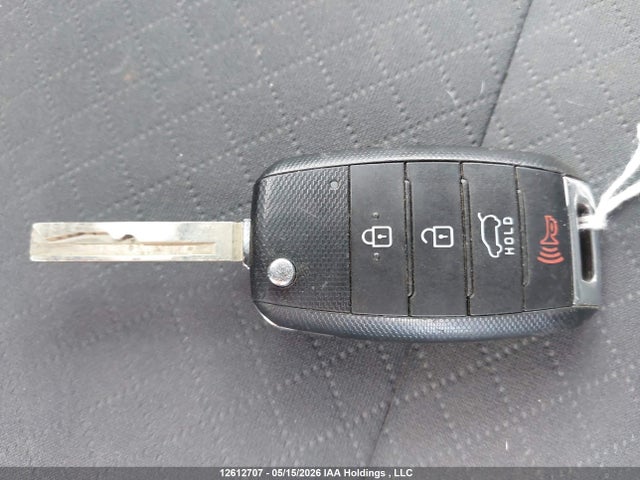 5XYPG4A33KG547805 KIA Sorento 2.4l Lx