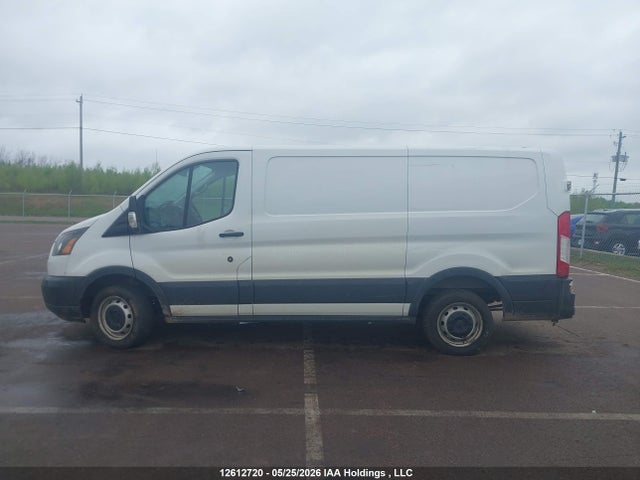 1FTYE1YM5HKA58946 Ford Transit-150