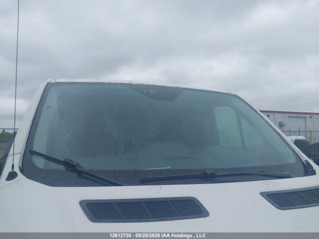 1FTYE1YM5HKA58946 Ford Transit-150