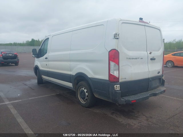1FTYE1YM5HKA58946 Ford Transit-150