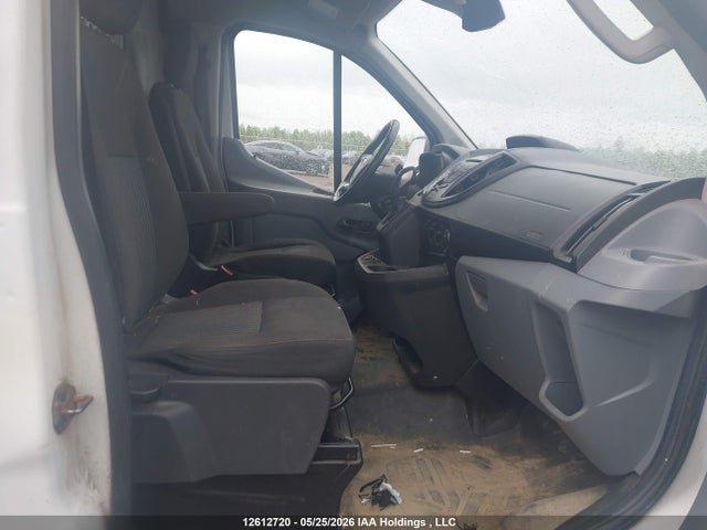 1FTYE1YM5HKA58946 Ford Transit-150