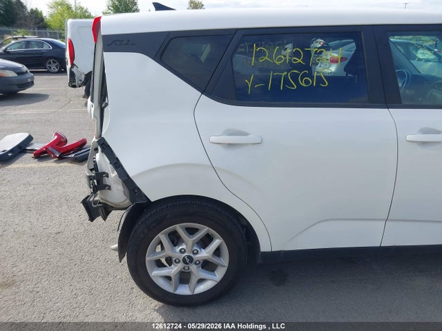 2022 Kia Soul Ex/ex Premium/ex+/gt-line Limited მანქანა იყიდება აუქციონზე, vin: KNDJ33AU3N7175615, აუქციონის ნომერი: 12612724