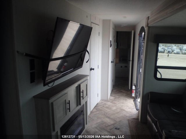 4X4TWCF23PT019523 Forest River Wildcat 303 Mbx