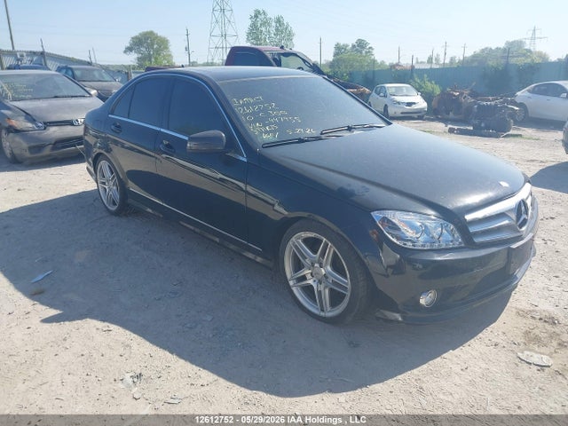 2010 Mercedes-benz C 300 4matic მანქანა იყიდება აუქციონზე, vin: WDDGF8BBXAF447935, აუქციონის ნომერი: 12612752