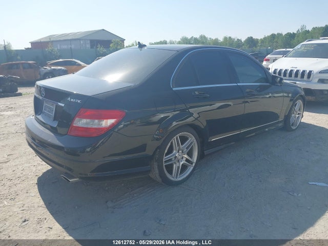 2010 Mercedes-benz C 300 4matic მანქანა იყიდება აუქციონზე, vin: WDDGF8BBXAF447935, აუქციონის ნომერი: 12612752