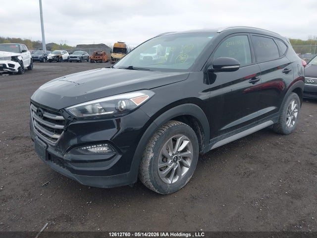 KM8J3CA4XJU733256 Hyundai Tucson