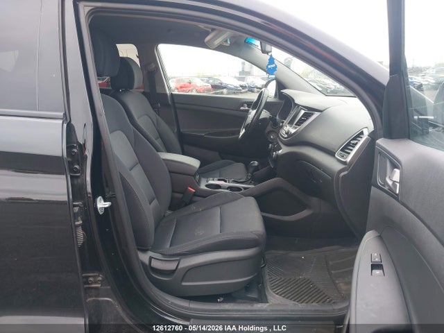 KM8J3CA4XJU733256 Hyundai Tucson