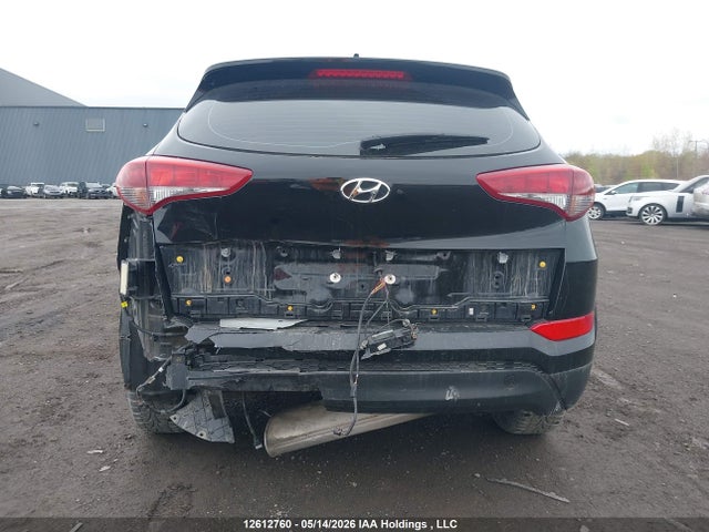 KM8J3CA4XJU733256 Hyundai Tucson