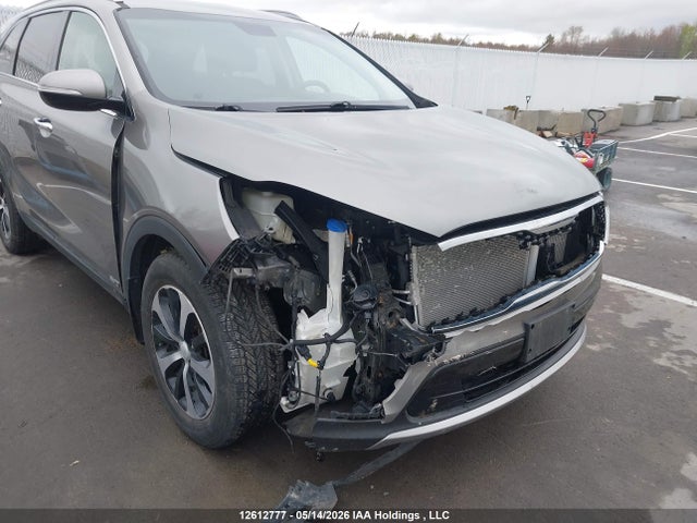 2017 Kia Sorento Ex მანქანა იყიდება აუქციონზე, vin: 5XYPHDA10HG309429, აუქციონის ნომერი: 12612777