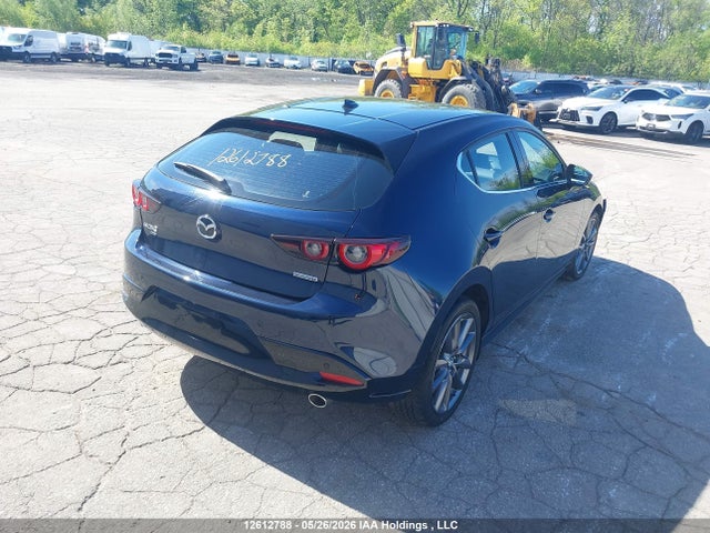 Mazda 3 Premium 2025 JM1BPBMM5S1763500 Image 4