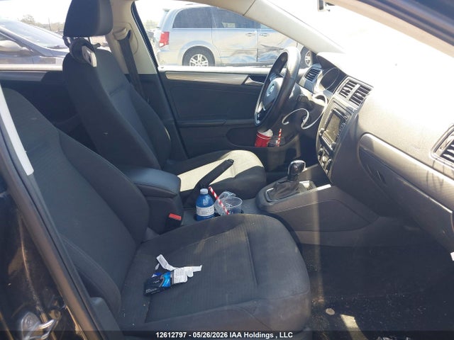Продажа на аукционе авто 2015 Volkswagen Jetta, vin: 3VW2K7AJ3FM419658, номер лота: 12612797