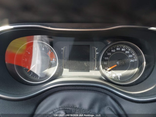 1C4PJLAX2KD428740 Jeep Cherokee Sport