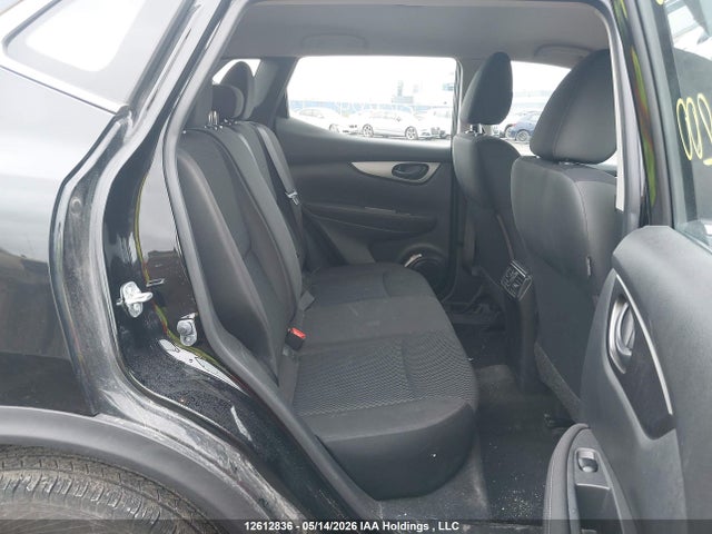 JN1BJ1CPXHW014200 Nissan Qashqai S/sv