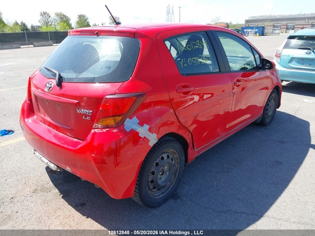 2015 Toyota Yaris Le მანქანა იყიდება აუქციონზე, vin: VNKKTUD38FA052367, აუქციონის ნომერი: 12612848