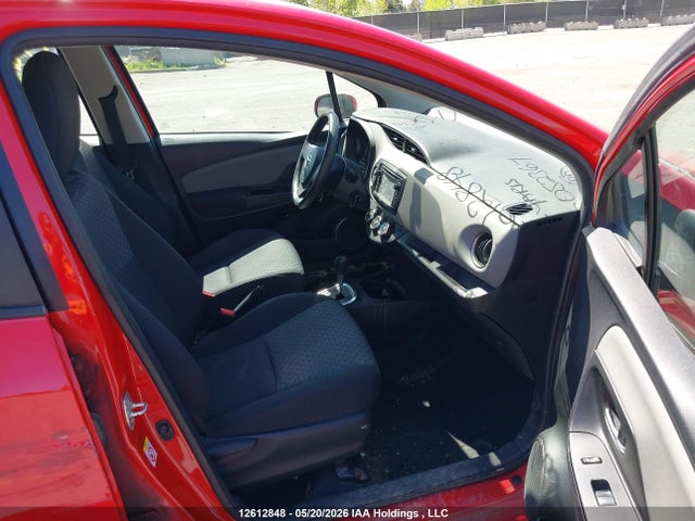 2015 Toyota Yaris Le მანქანა იყიდება აუქციონზე, vin: VNKKTUD38FA052367, აუქციონის ნომერი: 12612848