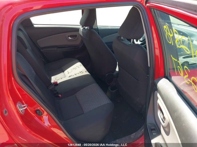 2015 Toyota Yaris Le მანქანა იყიდება აუქციონზე, vin: VNKKTUD38FA052367, აუქციონის ნომერი: 12612848