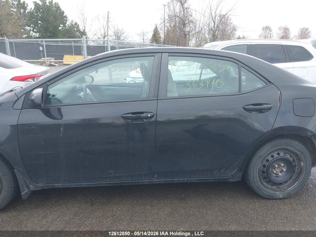 12612850 :رقم المزاد ، 2T1BURHE8FC363940 vin ، 2015 Toyota Corolla Le مزاد بيع