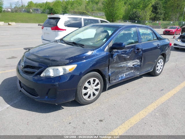 2013 Toyota Corolla S/le მანქანა იყიდება აუქციონზე, vin: 2T1BU4EE9DC089264, აუქციონის ნომერი: 12612858