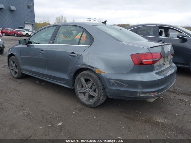 12612875 :رقم المزاد ، 3VWB67AJXHM333478 vin ، 2017 Volkswagen Jetta Se مزاد بيع